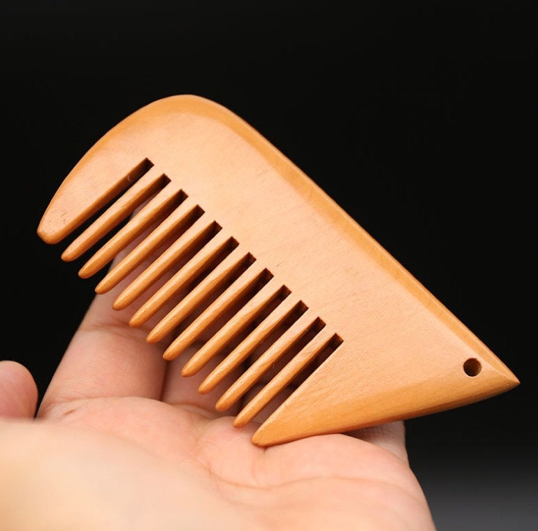 Customize Logo-New Kind Peach Wood Comb Comb Chain Beard Care Comb Pocket Size Wholesale