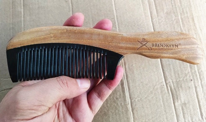 Engrave Logo-Greensandalwood+Ox Horn Combs For Men Beard care comb Women Hair comb beard brush hair brush