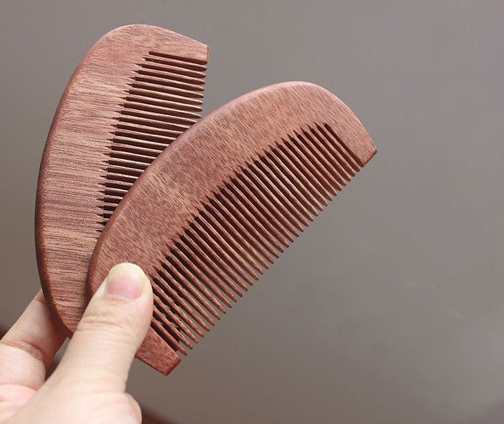 Customize logo-Red Wooden Comb Fine Tooth Comb Beard Care Comb for men grooming