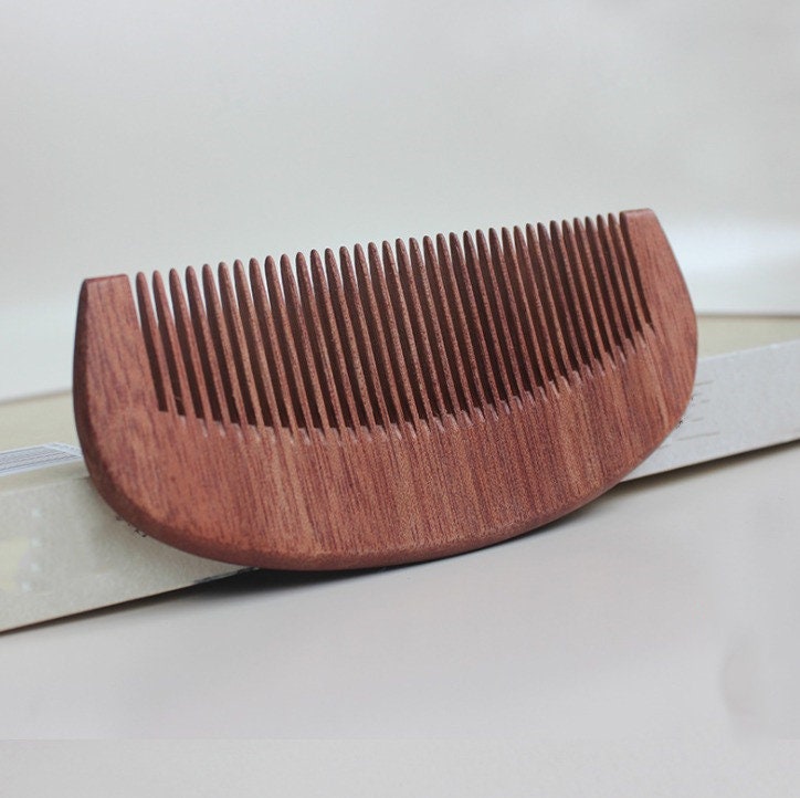 Customize logo-Red Wooden Comb Fine Tooth Comb Beard Care Comb for men grooming